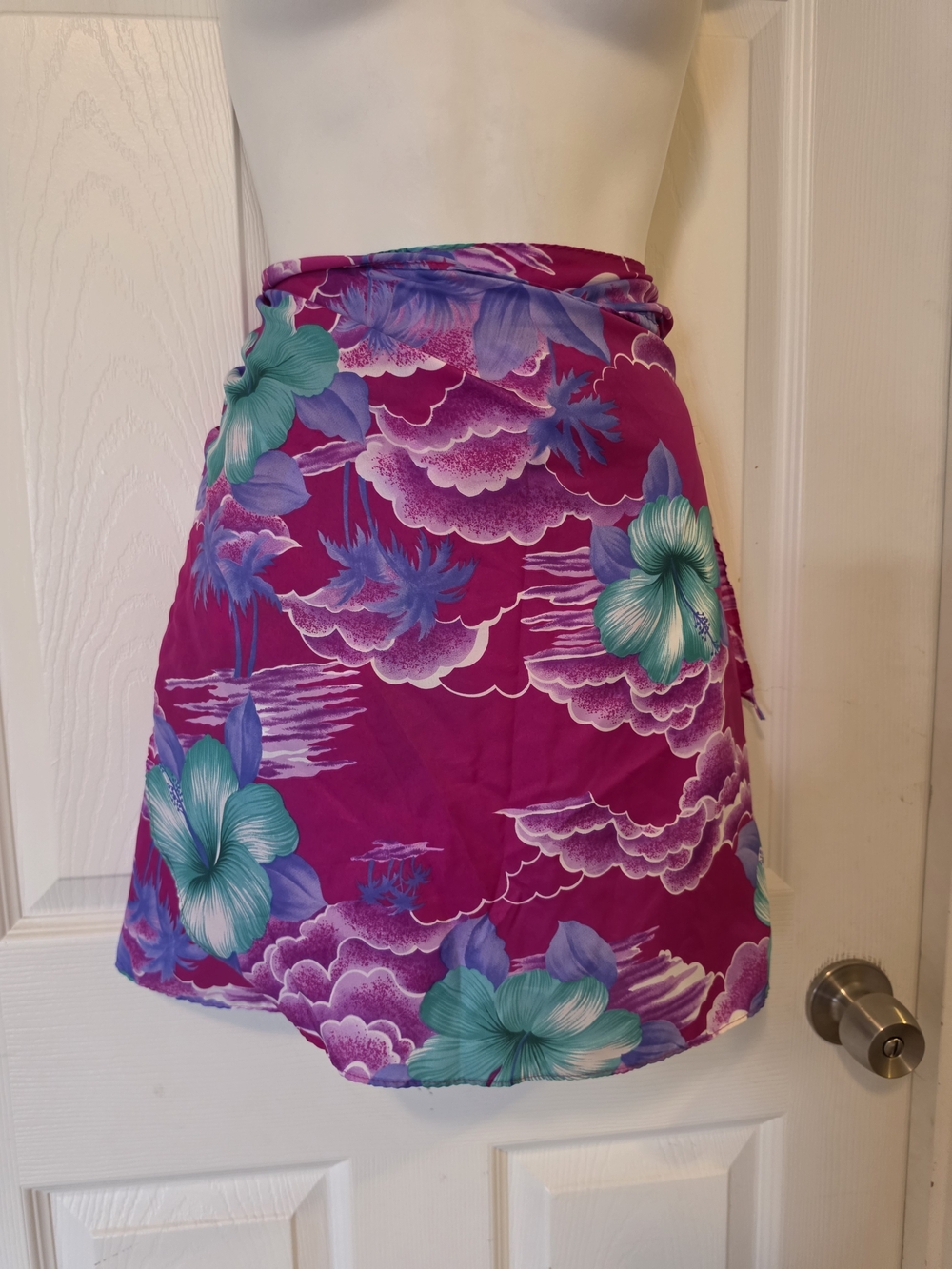 Hilo Hattie Purple-Magenta Tropical Floral Wrap Skirt